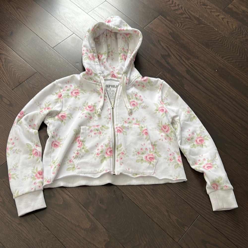 Girls size small Katie J cropped zip hoodie